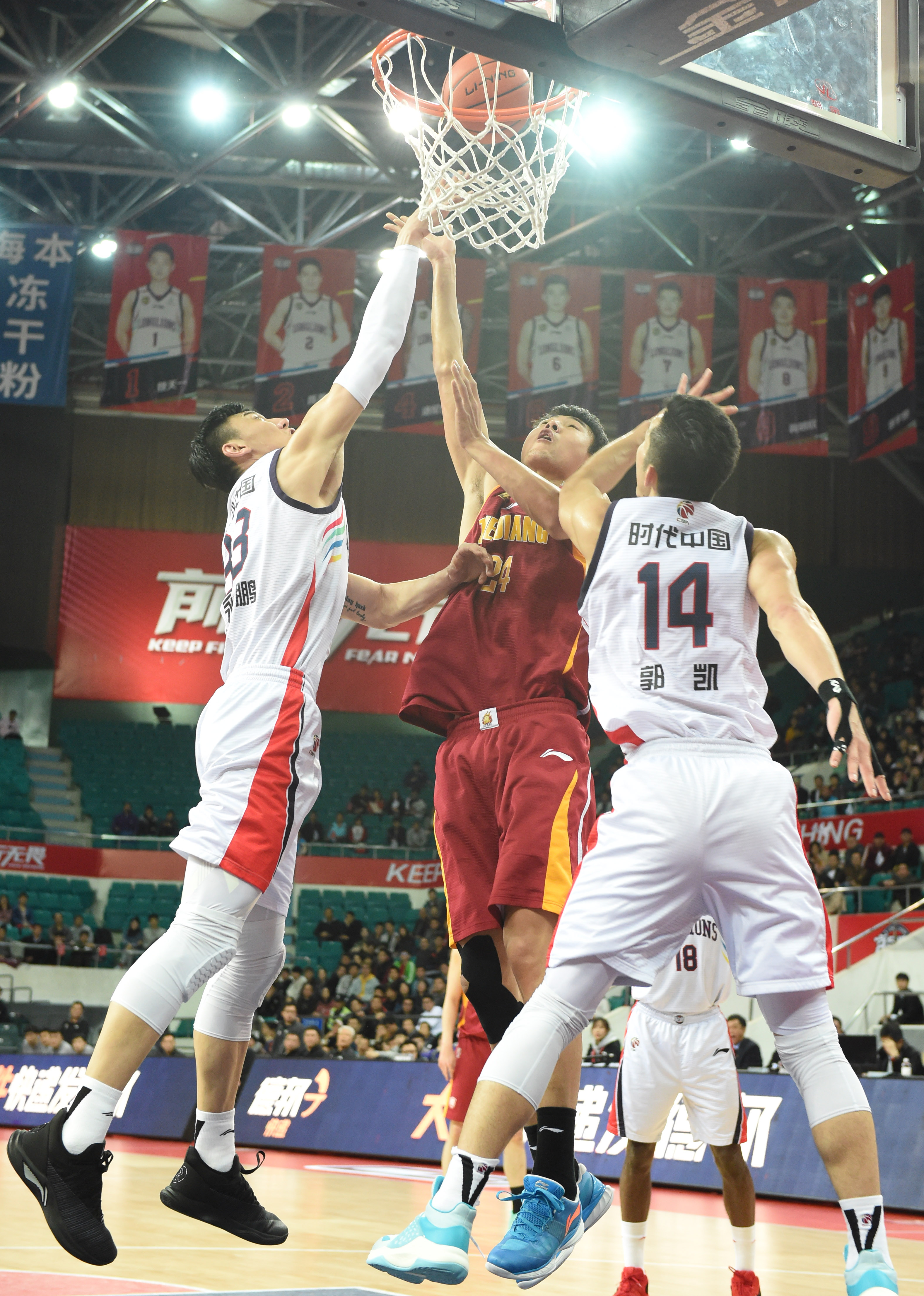 更是两套体 更是两套体